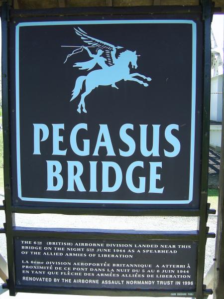 Le premier pont lib�r�